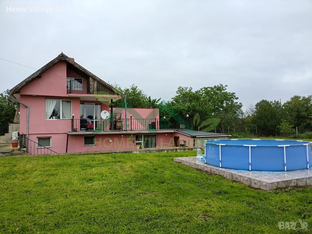 Масивна двуетажна къща, обзаведена и готова за нанасяне, обл.Варна, снимка 1