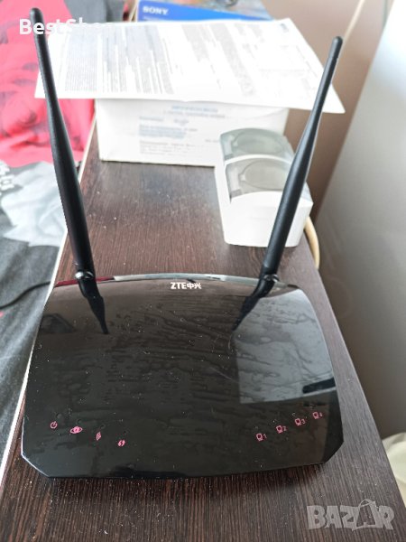 Рутер ZTE с две антени, снимка 1