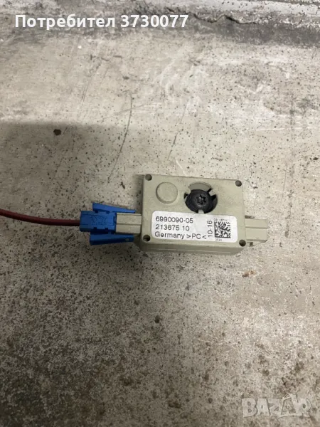 BMW E82 E90 E92 E93 E61 E63 E70 E71 F06 F13 антена, снимка 1