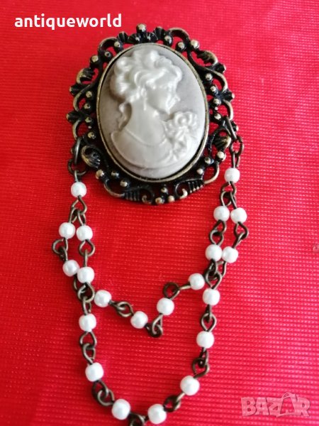 Стара Брошка КАМЕЯ с Перлички, снимка 1