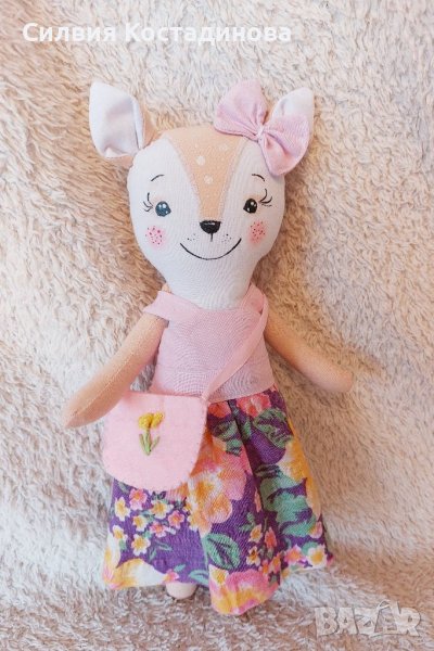 Комплект за игра: кукла и аксесоари в кутия, снимка 1