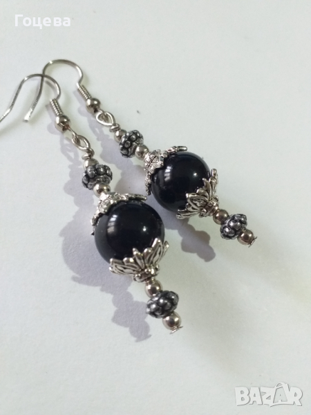 Много красиви обици с черни порцеланови мъниста и богати орнаменти в цвят Сребро , снимка 1