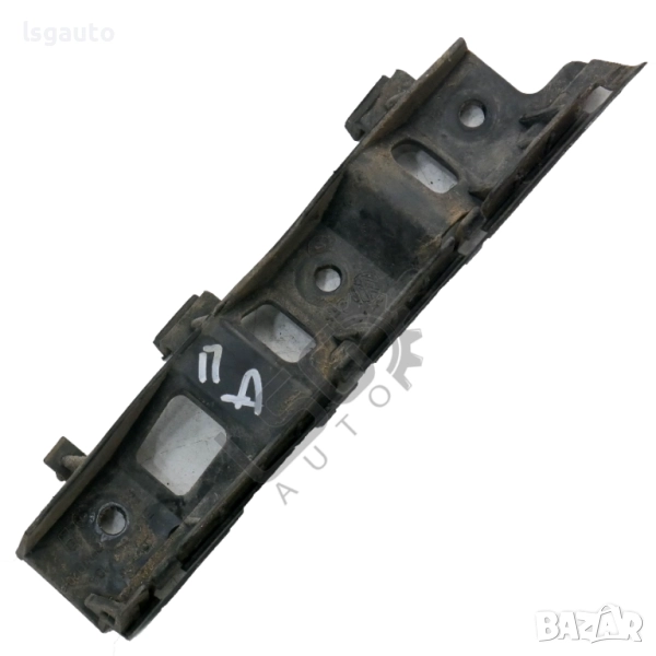 Десен държач предна броня Volkswagen Passat (B6) 2005-2010 ID:150111, снимка 1