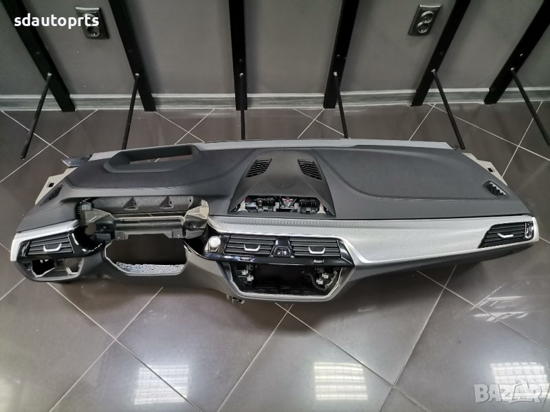 Арматурно Табло BMW 6 GT G32 Lci Черна Кожа Черен Шев БМВ Г32 ГТ - A53, снимка 1