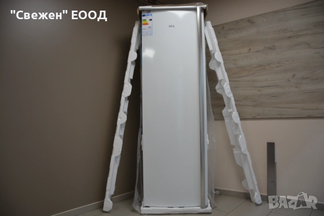 Вертикален фризер AEG AGB625F7NW с No Frost 