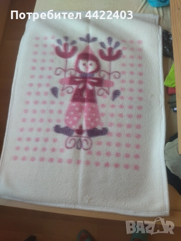 Детско одеяло вълнено, снимка 2 - Олекотени завивки и одеяла - 51455167