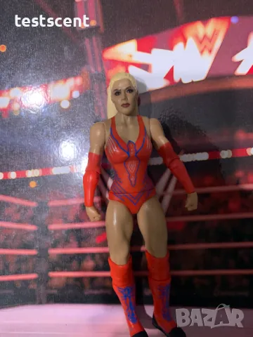 Екшън фигура WWE Lana Лана CJ Perry Си Джей Пери action figure играчка mattel  Red, снимка 4 - Фигурки - 48747605