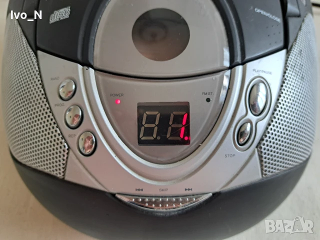 SIG RP 5876 / FM радио със CD плейър., снимка 3 - Радиокасетофони, транзистори - 50836147