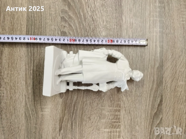 Порцеланова статуетка "А.С. Пушкин" ЛФЗ, снимка 3 - Статуетки - 51806267