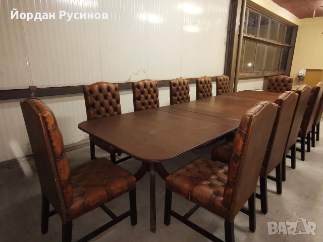 Оригинален луксозен комплект 12 Chesterfield стола с маса от махагон, снимка 4 - Столове - 52389880