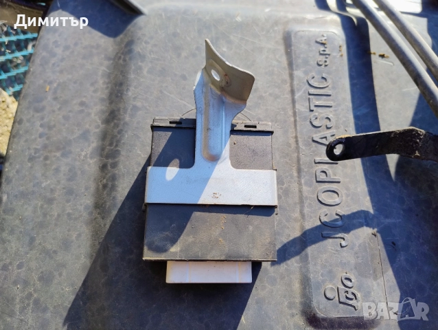 Модул - Управление Централно За Тойота Авенсис 2.0Д 2001г / Toyota Avensis 2.0D 2001y, снимка 2 - Части - 51710255