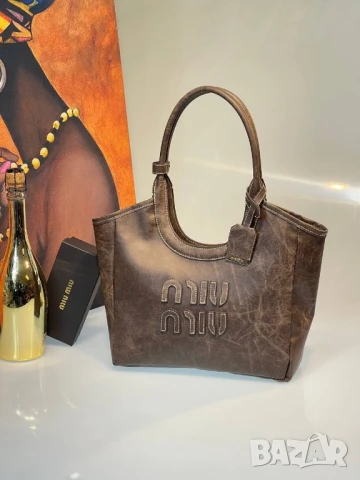 чанти Miu Miu , снимка 4 - Чанти - 51302904