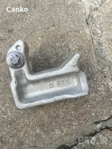 Буфер под предна броня Тесла/Tesla Y, снимка 3 - Части - 48363465