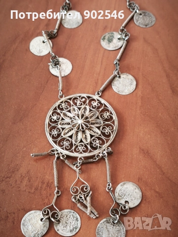 Български накит, сребро, филигран носия