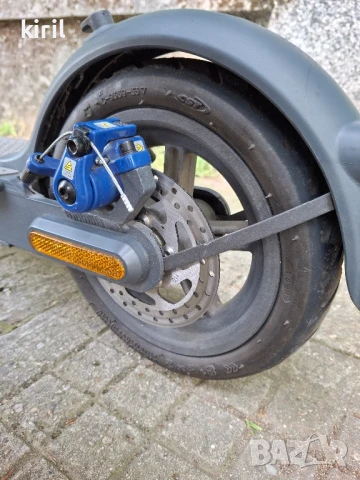 Електрическа тротинетка Xiaomi Mi Electric Scooter 3, снимка 8 - Други спортове - 50658178