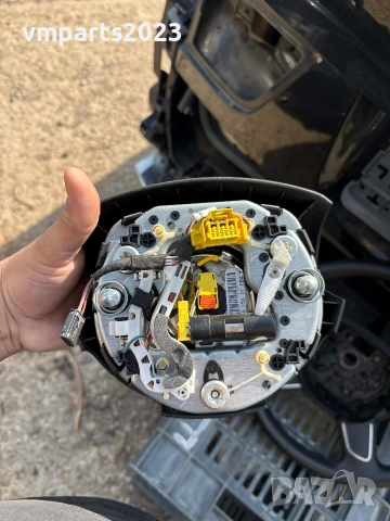 Волан с бега Audi A8 D4 , снимка 2 - Части - 53758763