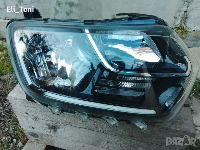 Десен фар за Dacia Duster  2017-2023г.