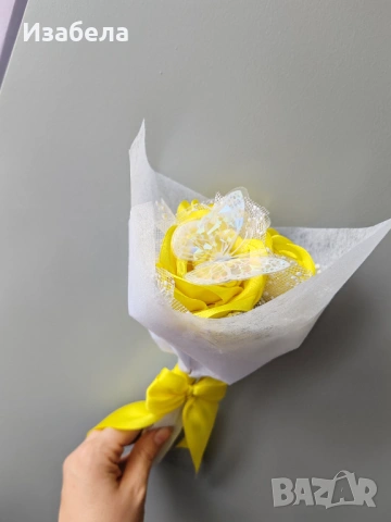 Сатенени букети , снимка 3 - Подаръци за жени - 53576056