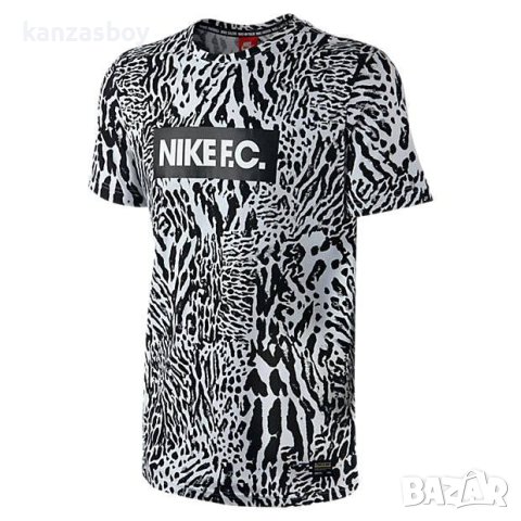 nike - страхотна мъжка тениска , снимка 2 - Тениски - 41717484