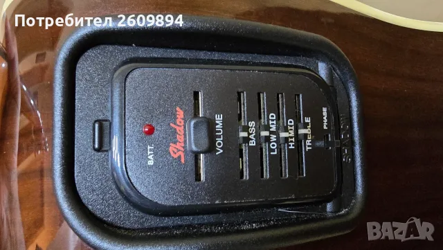 Vintage VEC 1100N all solid акустична китара , снимка 10 - Китари - 55836661
