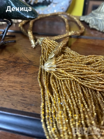 Един винтидж разкош⚜️ Всяка дама ще бъде впечатляваща с него Дължина с пискюли-127 см Цена-45 лв/23 , снимка 6 - Колиета, медальони, синджири - 52844155