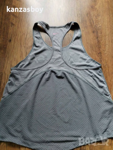 Nike - страхотен дамски потник КАТО НОВ M, снимка 6 - Потници - 50489093