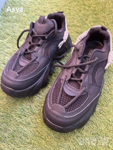 Спортни обувки, снимка 1