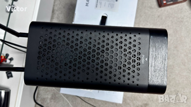 ZOTAC MAGNUS ONE ECM73070C мини компютър Intel i7-10700 64GB Ram, снимка 5 - Работни компютри - 52051745