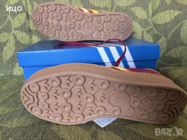 Нови дамски маратонки Adidas Gazelle Bold J, снимка 2 - Маратонки - 56149258
