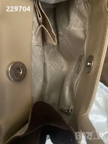 Оригинална чанта Furla , снимка 15 - Чанти - 41590837