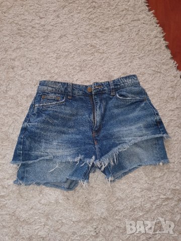 Къси панталонки Zara,bershka, снимка 4 - Къси панталони и бермуди - 41656474