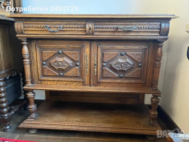 Шкаф антикварен  изцяло дърво дърворезба мрамор плот