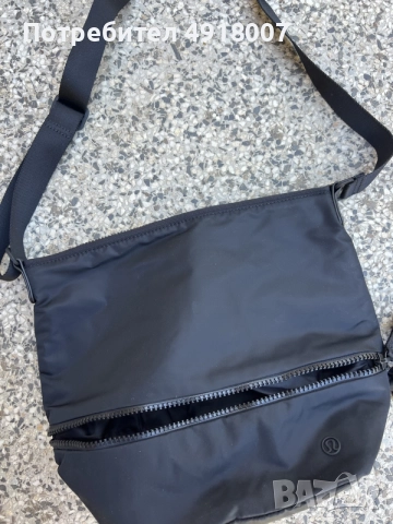 чисто нова спортна чанта Lululemon