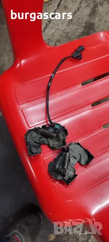 Брава преден капак Infiniti M Q70 2011г - 100лв