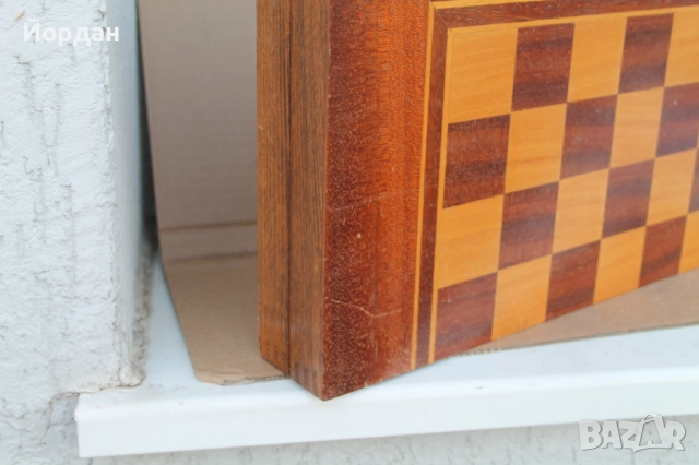 Стара кутия за ''Шах и Табла'', снимка 11 - Други ценни предмети - 51824994