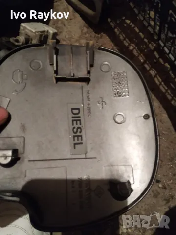 Капачка,  Панта, Капачка на резервоара 7700836756 , Renault Clio HB MK2, снимка 2 - Части - 47341859