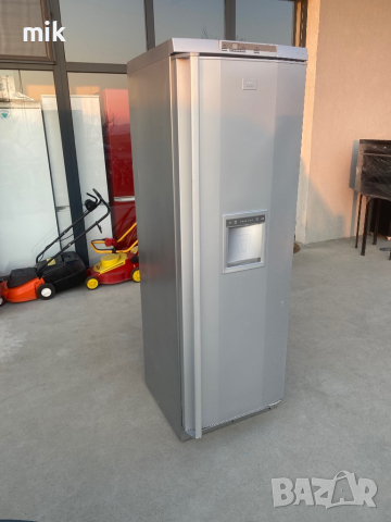 Хладилник AEG - Охладител 180 см - С диспенсър за газирана вода, снимка 2 - Хладилници - 36239340