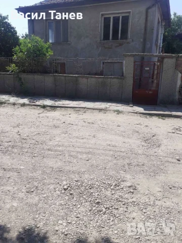 Къща с двор с. Дълбок извор община Първомай , снимка 4 - Къщи - 51018479