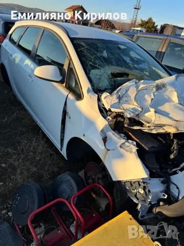 Опел астра, снимка 2 - Автомобили и джипове - 49395847