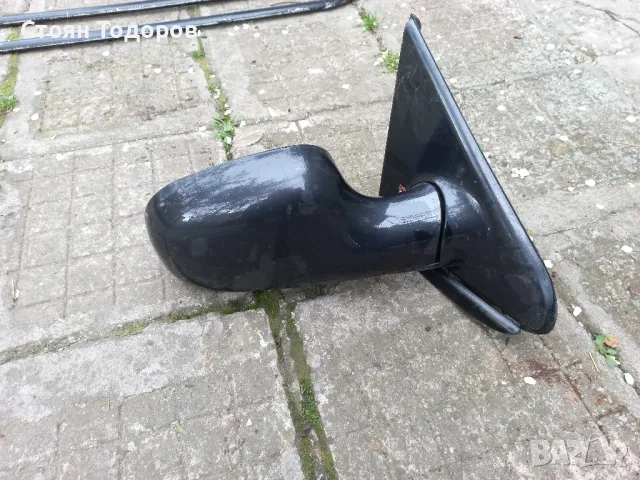 огледало Крайслер гранд вояжер, снимка 2 - Части - 49781299