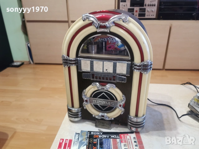 THOMAS CR-11 RADIO С РЕТРО ВИЗИЯ ОТ ГЕРМАНИЯ 0703262009LCHERY1, снимка 3 - Радиокасетофони, транзистори - 53749336