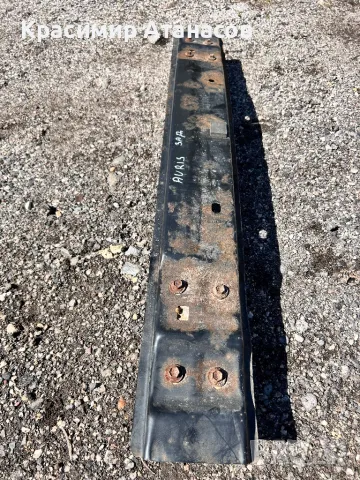 Основа задна  броня за Тойота аурис. 2010-2012г, снимка 6 - Части - 49600024