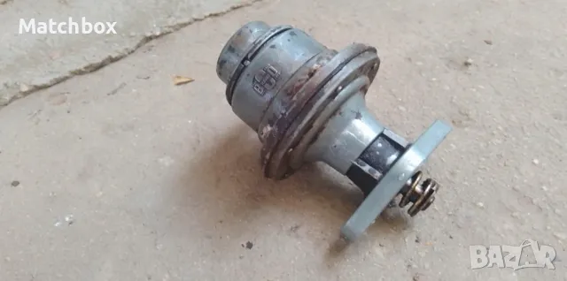 Бензинова помпа за Мерцедес 124 карбуратор 200Е, снимка 3 - Части - 47758586