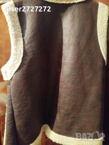 Плюшен кафяв елек , снимка 2 - Жилетки - 53584901