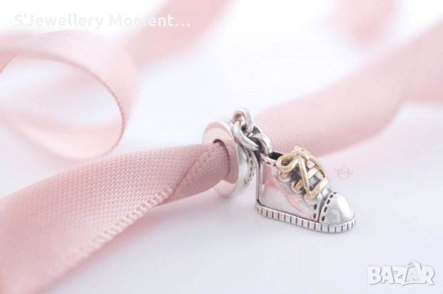 Талисман Pandora сребро 925 Baby Shoe Dangle Charm, снимка 2 - Гривни - 39439436