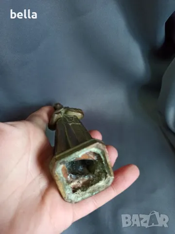 СТАРА БРОНЗОВА ПЛАСТИКА НА МОЛЕЩ СЕ ,ЗАПАЗЕН ВИД , снимка 5 - Антикварни и старинни предмети - 48868822