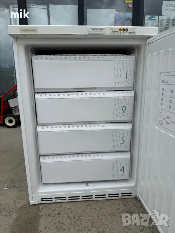 Малък фризер Либхер 4 чекмеджета , снимка 2 - Фризери - 50221296