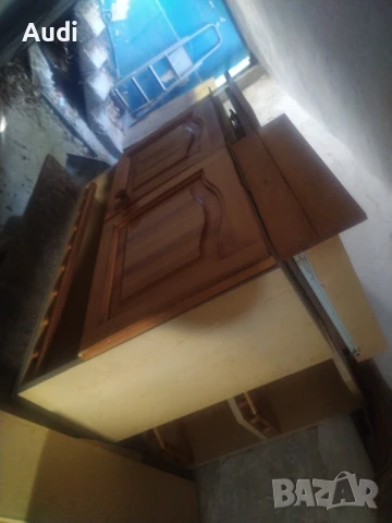 Кухненски шкафове,  горни и долни комплект Дължина 1.9 метра, снимка 2 - Кухни - 51380049