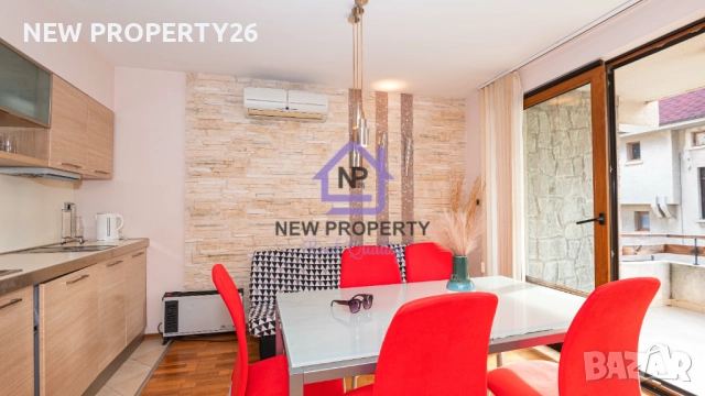 Представяме ви уникален имот за продажба – работещ хотел + самостоятелна къща и два гаража в Созопол, снимка 3 - Хотели - 52955005