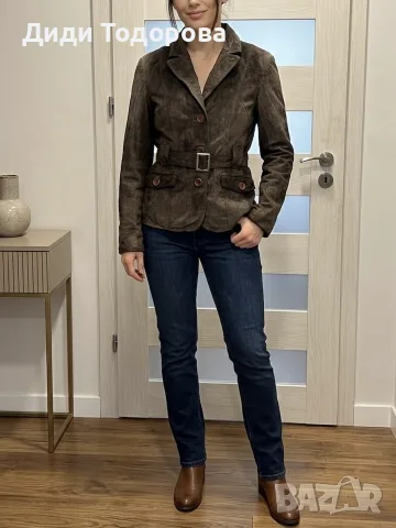 Дамско яке от естествен велур Authentic Clothing Co.
